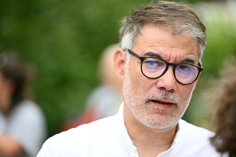 Le premier secrétaire du PS Olivier Faure aux universités d'été des Ecologistes, à Strasbourg, le 21 août 2025