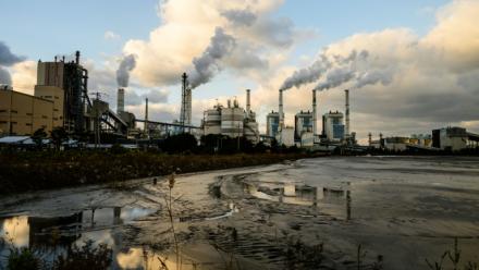 Une centrale thermique à charbon, à Taean, en Corée du Sud, le 17 novembre 2025