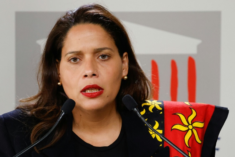 La députée (Liot) de Mayotte Estelle Youssouffa lors d'une conférence de presse à l'Assemblée nationale, à Paris, le 14 janvier 2025