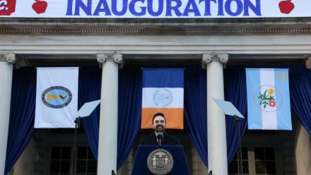 Le nouveau maire democrate de New York Zohran Mamdani lors de sa cérémonie d'investiture, le 1er janvier 2025.