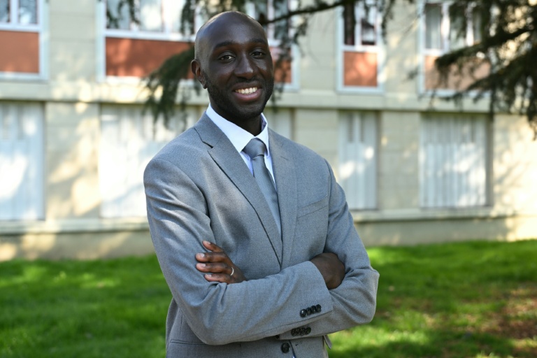 Bassi Konaté, candidat (sans étiquette) à la mairie de Sarcelles, le 20 mars 2026 à Sarcelles, dans le Val-d'Oise
