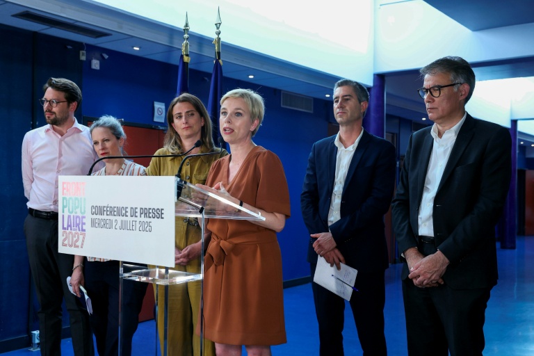 La gauche unitaire (sans LFI, les Communistes et Raphaël Glucksmann) réunie à Bagneux, dans les Hauts-de-Seine, le 2 juillet 2025