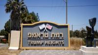 Panneau d'entrée de la colonie Trump Heights, le 19 juin 2026.