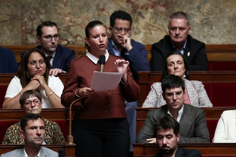 La cheffe des députés LFI, Mathilde Panot, prend la parole à l'Assemblée nationale, le 17 juin 2026