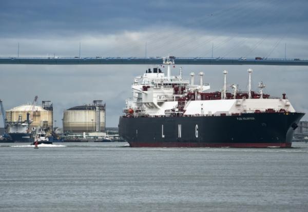 Un accord a été trouvé entre eurodéputés et Etats européens pour interdire toutes les importations de gaz russe dans l'UE à l'automne 2027