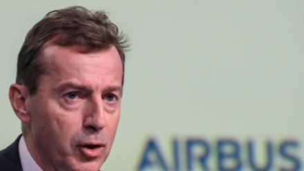 Le patron d'Airbus Guillaume Faury lors de la conférence de presse annuelle sur les résultats financiers à Toulouse, dans le sud-ouest de la France, le 19 février 2026