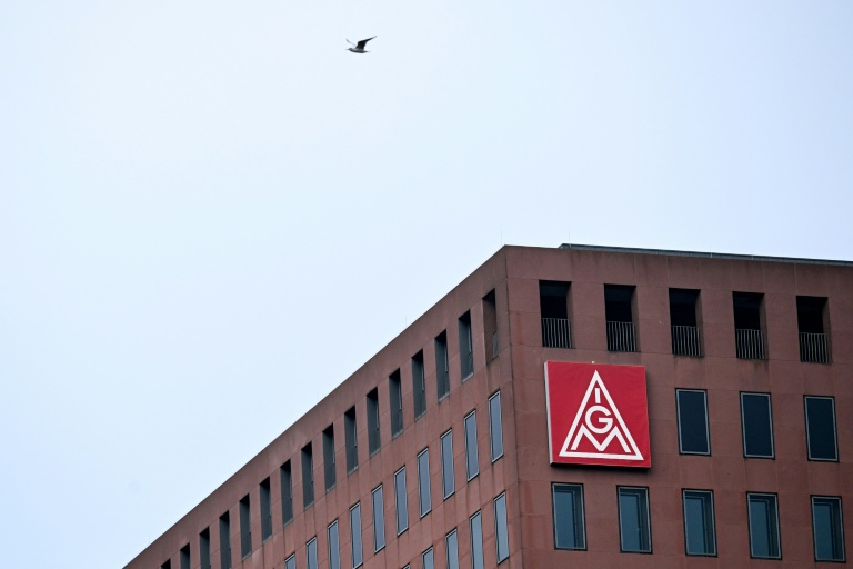 Logo du syndicat IG Metall à Francfort, 11 décembre 2025
