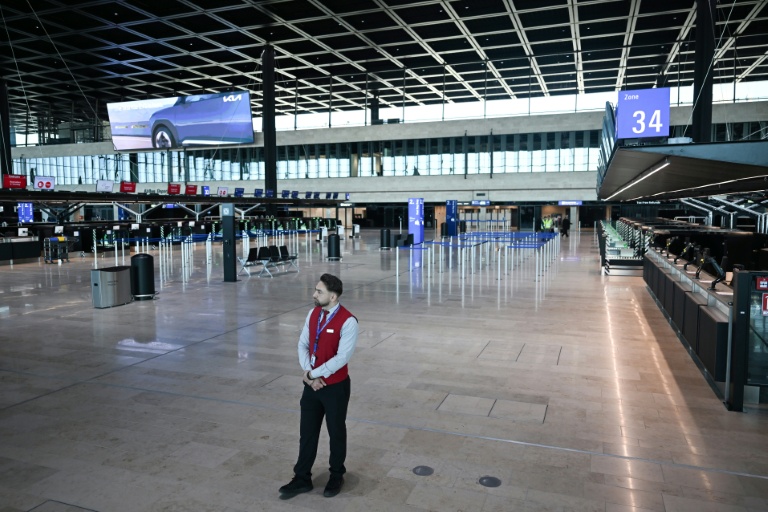 Le troisième terminal de l'aéroport de Francfort, lors de son inauguration, le 22 avril 2026 en Allemagne