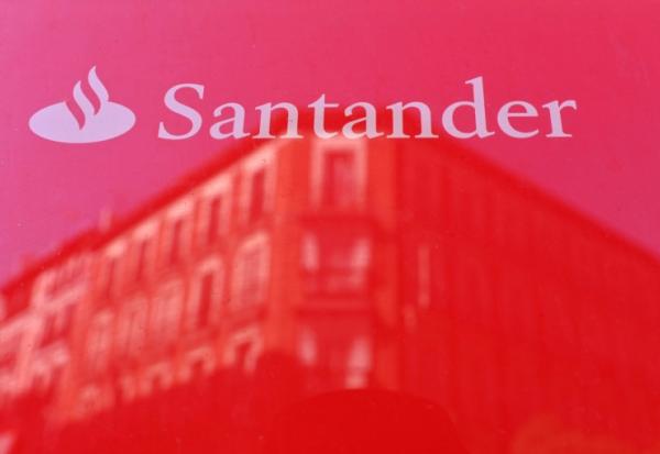 Le logo du groupe bancaire espagnol Banco Santander, le 14 mai 2019 à Madrid
