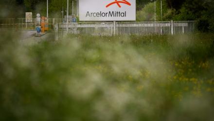L'entrée du site Arcelor Mital d'Indre, en Loire -Atlantique, le 24 avril 2025.