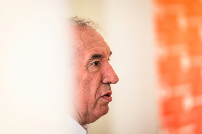Le patron du MoDem François Bayrou, le 8 septembre 2026 à Saint-Cyr-au-Mont-d'Or, près de Lyon