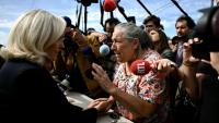 La candidate du RN à la présidentielle, Marine Le Pen, en déplacement au Porge, en Gironde, le 17 septembre 2026