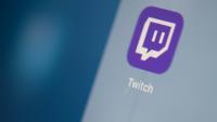 Le logo de l'application de la plateforme de streaming vidéo en direct américaine Twitch sur l'écran d'une tablette, Photo prise le 24 juillet 2019 à Paris 