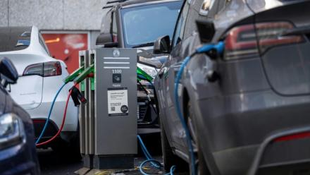 La Norvège a frôlé son objectif de ne vendre que des voitures zéro émission en 2025, le tout-électrique ayant représenté 95,9% des nouvelles immatriculations l'an dernier