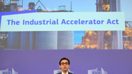 Le vice-président de la Commission européenne Stéphane Séjourné, à Bruxelles le 4 mars 2026