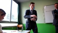 Le ministre de l'Education Edouard Geffray lance les épreuves de philosophie du bac, à Nogent-sur-Marne (Val-de-Marne), le 15 juin 2026
