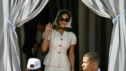 Lauren Sanchez quitte l'hôtel Aman le jour de son mariage avec Jeff Bezos, le 27 juin 2025 à VEnise
