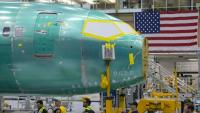 Le fuselage d'un Boeing 737 MAX 10 est visible lors de la cérémonie d'inauguration de la nouvelle chaîne d'assemblage "North Line" de l'entreprise à l'usine Boeing d'Everett, dans l'État de Washington, le 10 juillet 2026