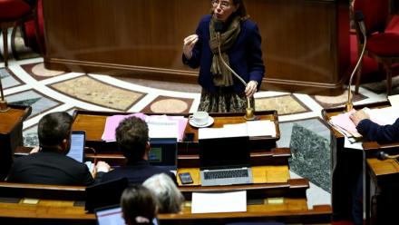 La ministre de l'Action et des Comptes publics, Amélie de Montchalin, devant les députés à l'Assemblée nationale, lors de l'examen du projet de loi de finances pour 2026 Paris, le 15 janvier 2026