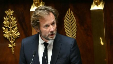 Boris Vallaud, président du groupe PS à l'Assemblée nationale, le 8 septembre 2025, avant le vote de confiance sur le gouvernement Bayrou