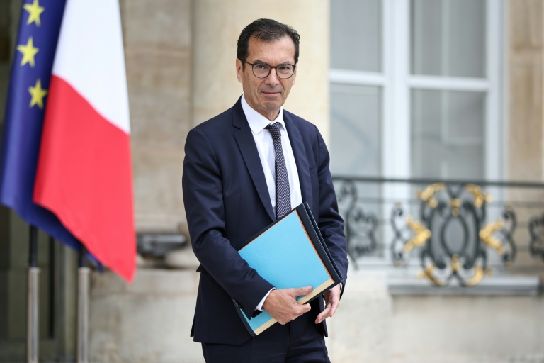 Le ministre du Travail, Jean-Pierre Farandou, quittant l'Elysée après un Conseil des ministres, Paris, le 1er juillet 2026