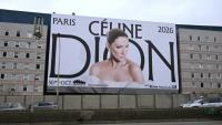 Une affiche annonçant les dates des prochains concerts de la chanteuse canadienne Céline Dion sur la façade d'un hôtel surplombant le boulevard périphérique à la porte de Saint-Ouen, dans le nord de Paris, le 31 mars 2026