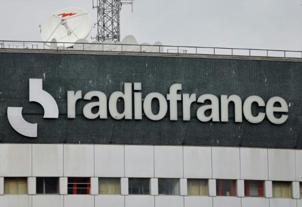 Charles Sapin, l'un des responsables du magazine conservateur Valeurs actuelles  annonce la "suppression" par France Inter de son édito hebdomadaire, qui était contesté par le personnel de la radio
