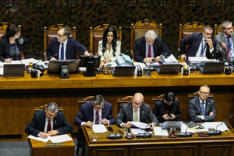 Le Sénat chilien débat du projet présidentiel de réforme économique à Valparaiso, le 15 juillet 2026