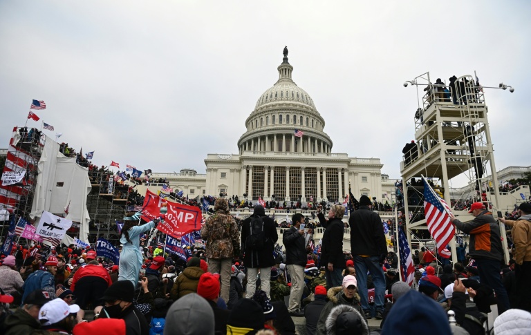 Des partisans de Donald Trump rassemblés devant le Capitole de Washington, le 6 janvier 2021