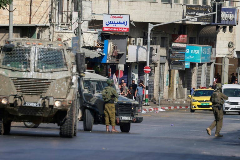Des soldats israéliens lors d'une opération à Naplouse, en Cisjordanie occupée, le 27 août 2025