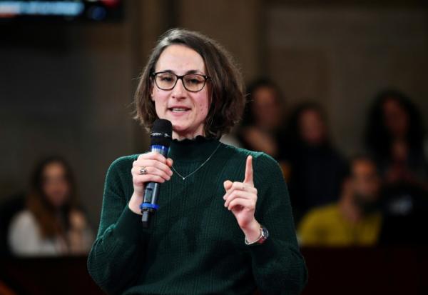 Claire Thoury lors de la convention citoyenne pour al fin de vie, au Conseil economique, social et environnemental (CESE) à Paris, le 2 avril 2023