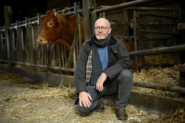 L'agriculteur belge Hugues Falys lors d'un entretien à Chaumont-Gistoux, le 17 novembre 2025