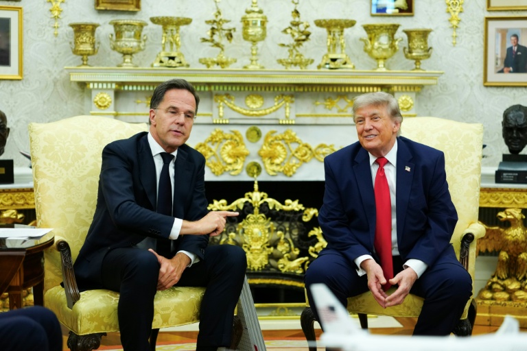 Le secrétaire général de l'Otan Mark Rutte et le président américain Donald Trump à la Maison Blanche le 24 juin 2026