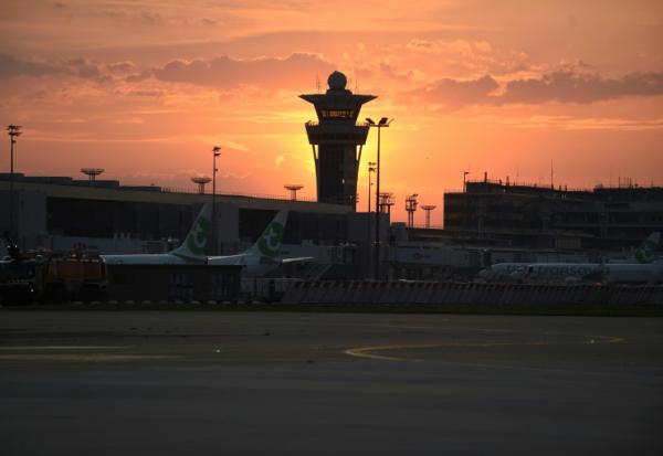La tour de contrôle de l'aéroport d'Orly (Val-de-Marne), le 26 juin 2020