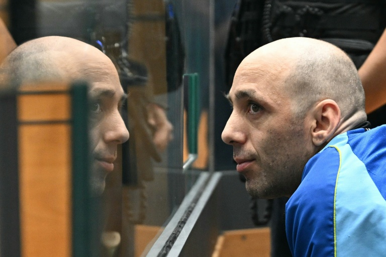 Cédric Jubillar dans le box des accusés de la cour d’assises du Tarn à Albi le 22 septembre 2025, jour d’ouverture de son procès