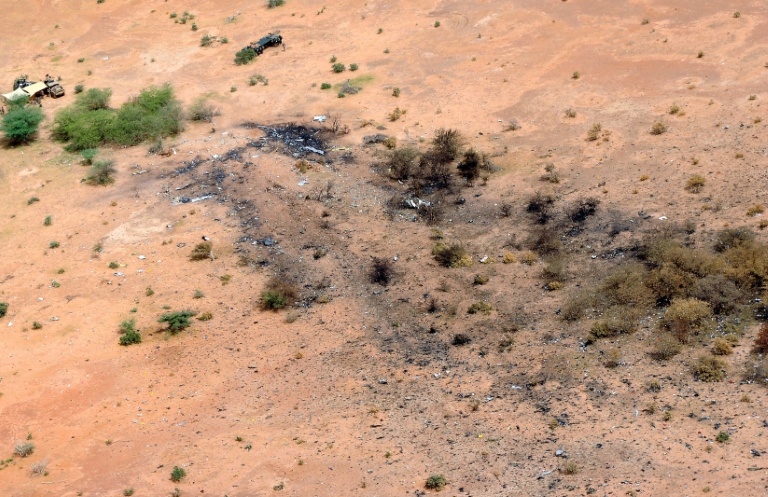 Vue aérienne du site du crash de l'avion d'Air Algérie, le 26 juillet 2014, dans la région de Gossi, au Mali