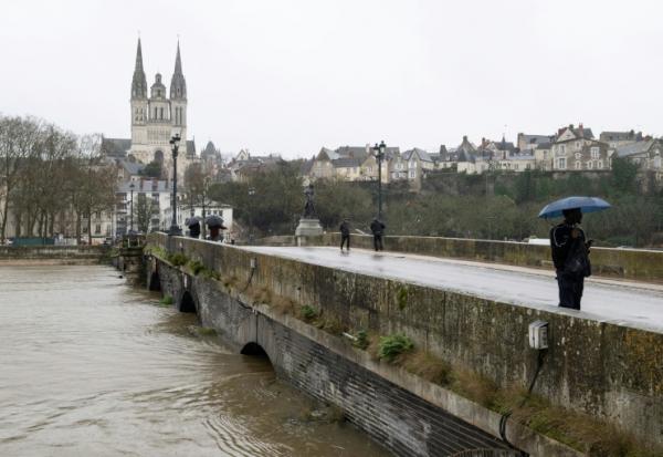 Le Pont de Verdun, à Angers, au-dessus de la Maine, le 18 février 2026
