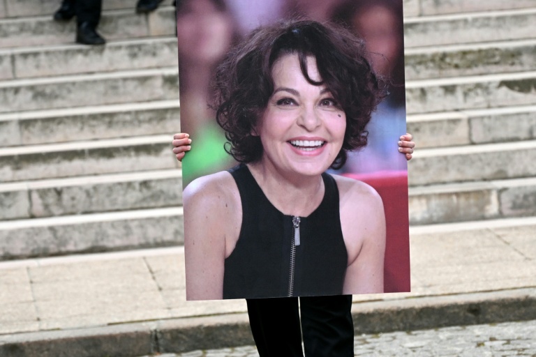 Le portrait d'Isabelle Mergault, au cimetière du Père-Lachaise, Paris, le 30 mars 2026