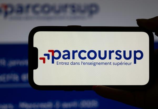 La plateforme d'orientation post-bac Parcoursup, qui cristallise le mécontentement des lycéens mobilisés, est accusée de trier les élèves et de manquer de transparence