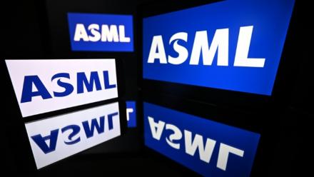 La forte demande en systèmes d'intelligence artificielle a dopé les résultats trimestriels du géant néerlandais des technologies ASML