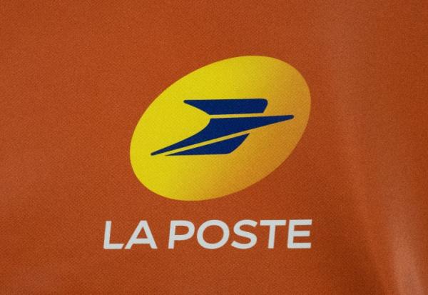 Droits de douane: La Poste annonce suspendre les envois de colis vers les Etats-Unis 