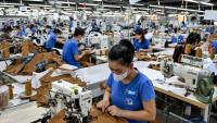 Dans une usine de confection de la province de Thai Nguyen, au Viêtnam, le 2 juillet 2025