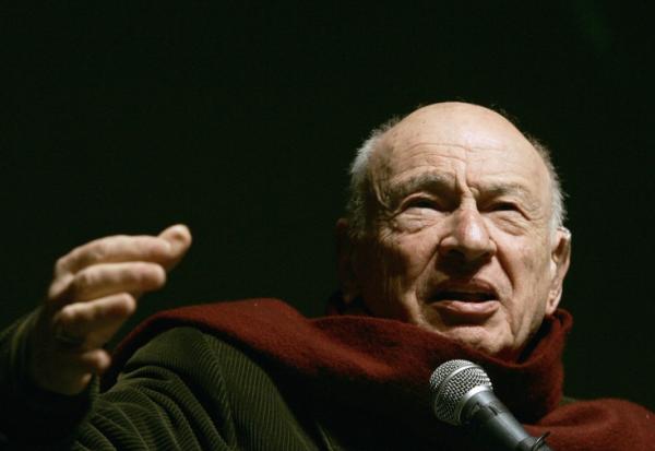 Le philosophe et sociologue français Edgar Morin, le 6 décembre 2007 à Mexico