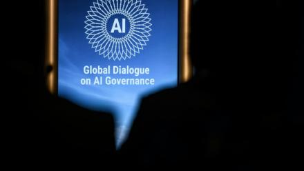 Au cours du premier Dialogue mondial sur la gouvernance de l'Intelligence artificielle, à Genève le 6 juillet 2026