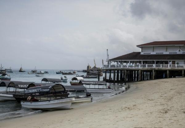 La plage de Stone Town, en Tanzanie, le 24 octobre 2025