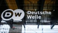 Deux journalistes locaux de la Deutsche Welle (DW) en Ethiopie ont été "suspendus définitivement", a annoncé vendredi la radio-télévision internationale allemande, dénonçant une décision "inacceptable"