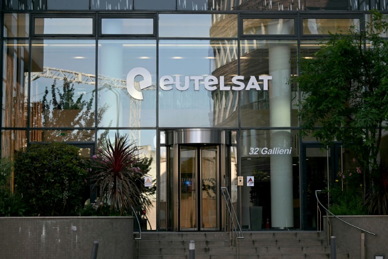 Le siège d'Eutelsat, à Issy-les-Moulineaux, le 19 juin 2025