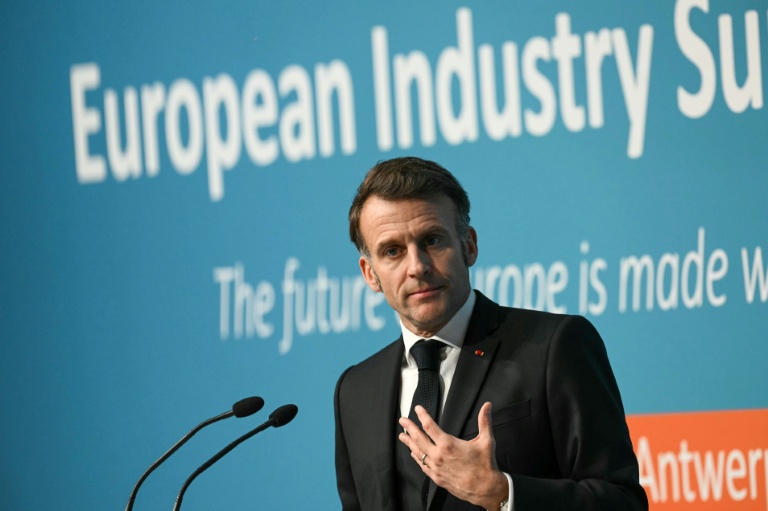 Le président Emmanuel Macron lors de son discours devant les industriels à Anvers le 11 février 2026