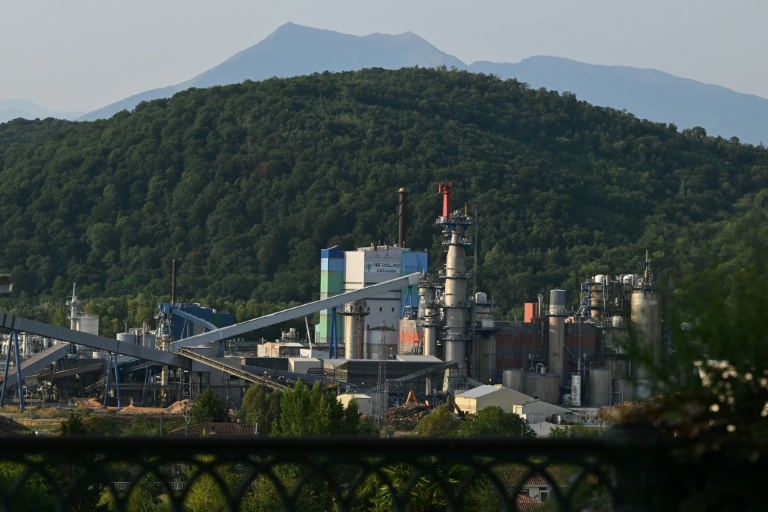 Vue de l'usine Fibre Excellence de pâte à papier de Saint-Gaudens, en Haute-Garonne, le 29 juillet 2026 