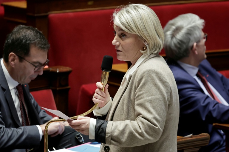 La ministre de la Santé Stéphanie Rist le 4 février 2026 à l'Assemblée nationale à Paris